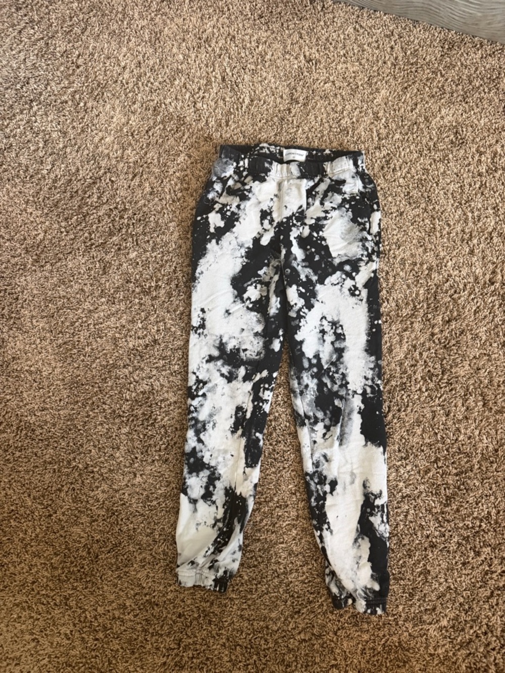 Cotton Citizen Black & White Tie-Dye Joggers